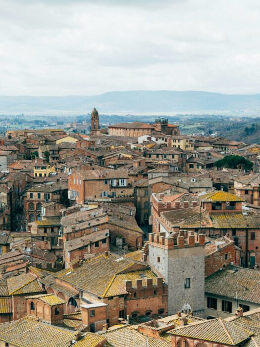 Explorez les villages médiévaux de la Toscane : Un voyage dans le passé de l’Italie